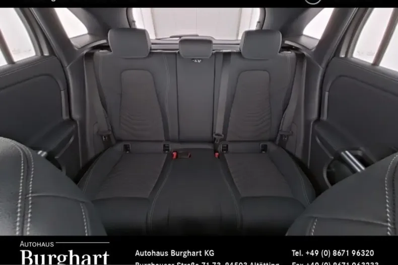 Mercedes-Benz GLA 200 (Clasa GLA) din 2025 cu 6.004 km - oferta MER229583 - foto 8