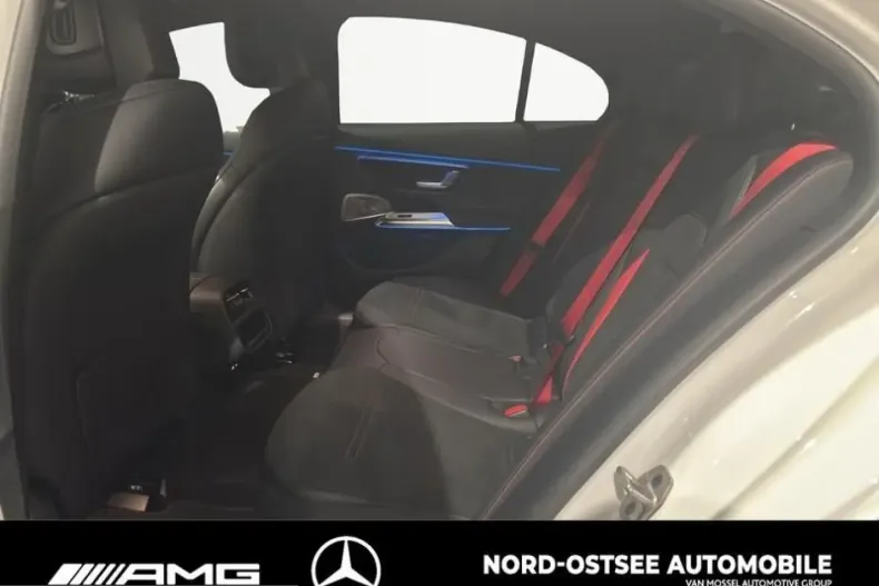 Mercedes-Benz E 53 AMG (Clasa E) din 2025 cu 21.900 km - oferta MER229586 - foto 19