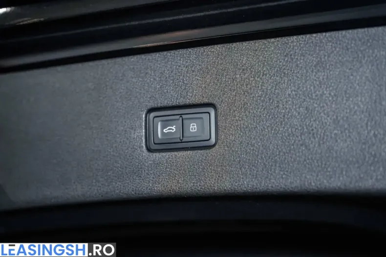 Audi Q8 din 2023 cu 75.370 km - oferta AUD229589 - foto 18