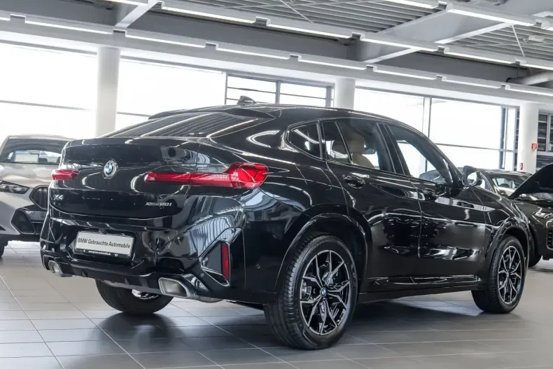 BMW X4 (Seria X) din 2024 cu 18.604 km - oferta BMW229596 - foto 2