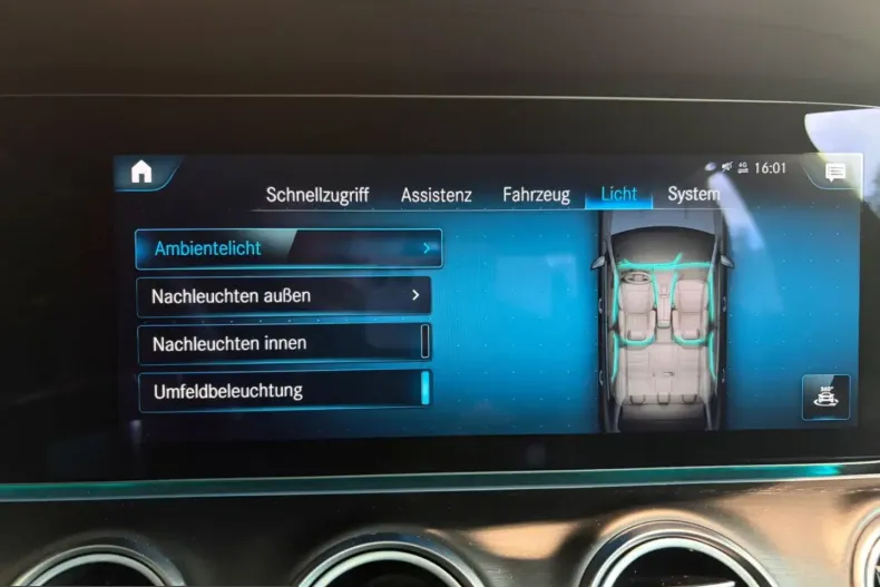 Mercedes-Benz E 400 (Clasa E) din 2023 cu 81.310 km - oferta MER229606 - foto 42