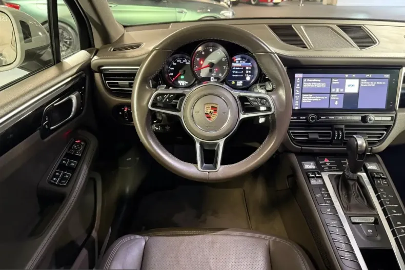 Porsche Macan din 2021 cu 90.000 km - oferta POR229607 - foto 12