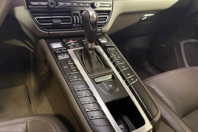 Porsche Macan din 2021 cu 90.000 km - oferta POR229607 - foto 15