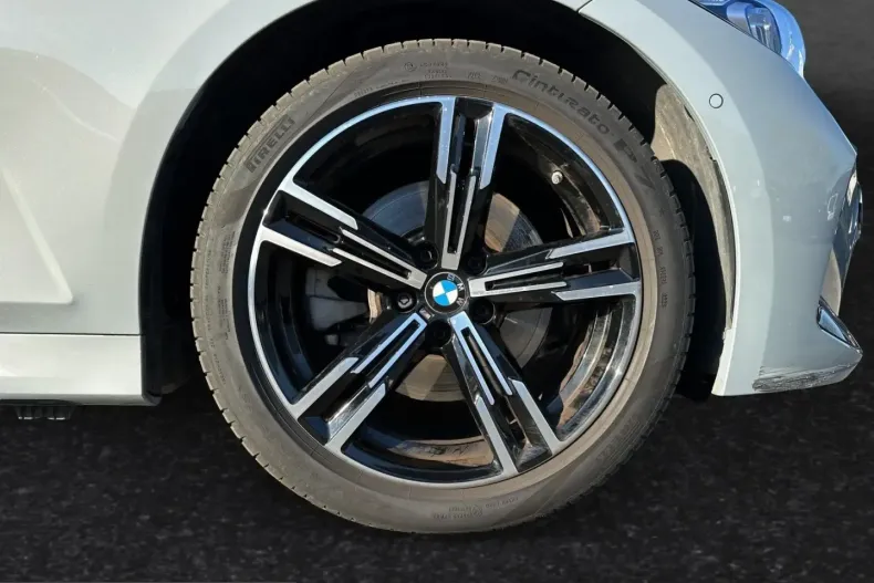 BMW 330 (Seria 3) din 2025 cu 19.450 km - oferta BMW229609 - foto 5
