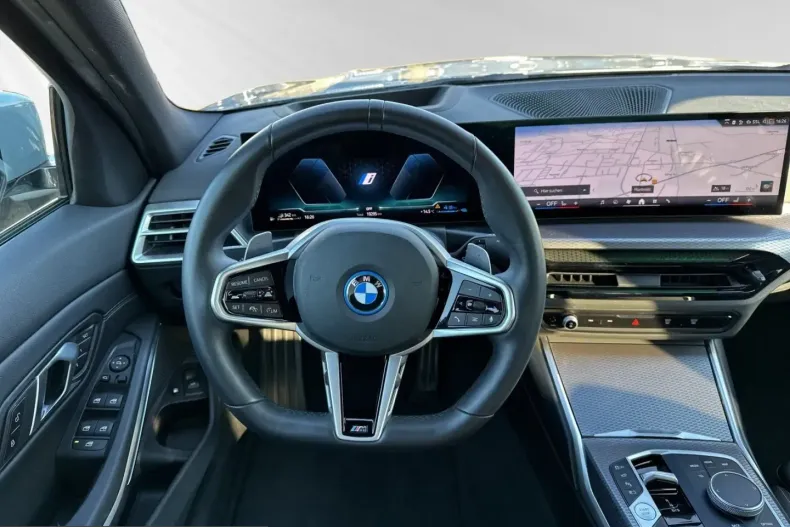 BMW 330 (Seria 3) din 2025 cu 19.450 km - oferta BMW229609 - foto 12
