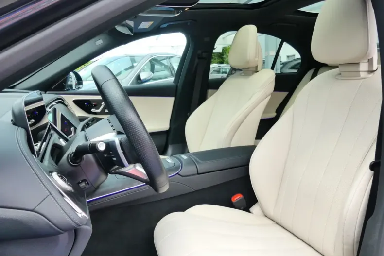 Mercedes-Benz E 220 (Clasa E) din 2025 cu 21.628 km - oferta MER229611 - foto 1