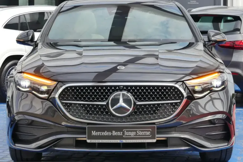 Mercedes-Benz E 220 (Clasa E) din 2025 cu 21.628 km - oferta MER229611 - foto 3