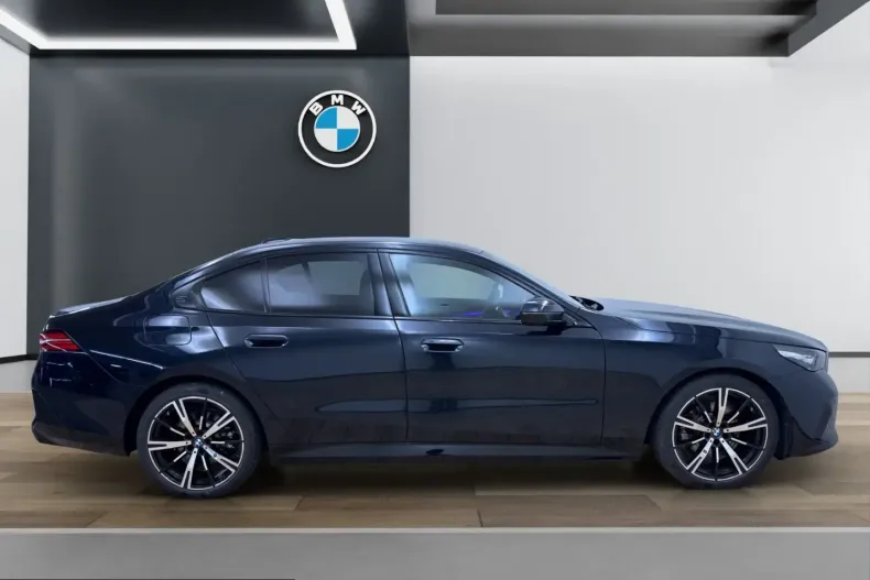 BMW 520 (Seria 5) din 2025 cu 7.600 km - oferta BMW229612 - foto 8