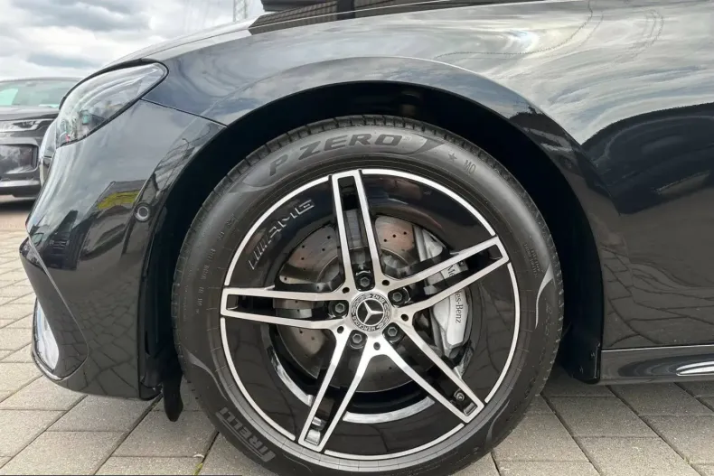 Mercedes-Benz E 200 (Clasa E) din 2024 cu 42.814 km - oferta MER229613 - foto 6