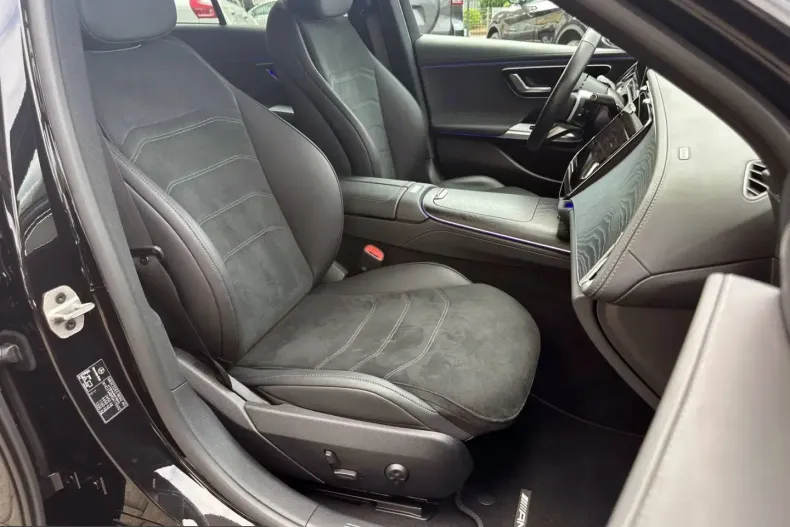 Mercedes-Benz E 200 (Clasa E) din 2024 cu 42.814 km - oferta MER229613 - foto 9