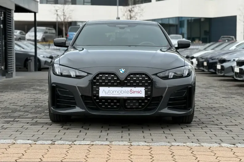 BMW 420d (Seria 4) din 2024 cu 39.970 km - oferta BMW229616 - foto 2
