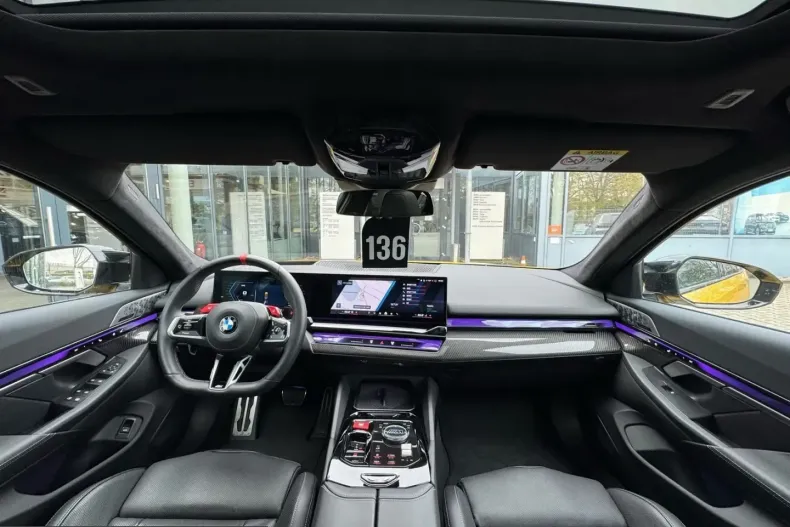 BMW M5 (Seria 5) din 2024 cu 3.000 km - oferta BMW229634 - foto 2