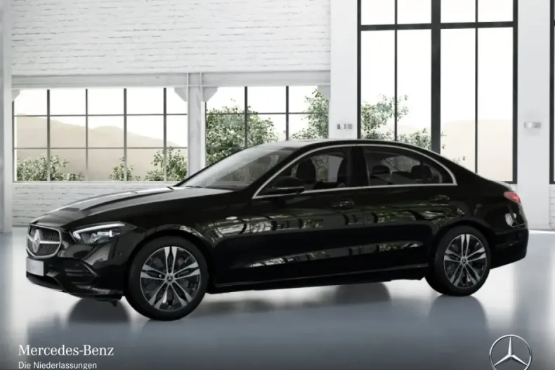 Mercedes-Benz C 300 (Clasa C) din 2025 cu 24.226 km - oferta MER229637 - foto 3