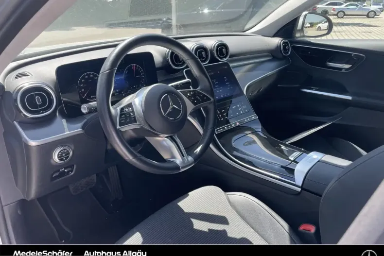 Mercedes-Benz C 300 (Clasa C) din 2023 cu 8.799 km - oferta MER229640 - foto 14