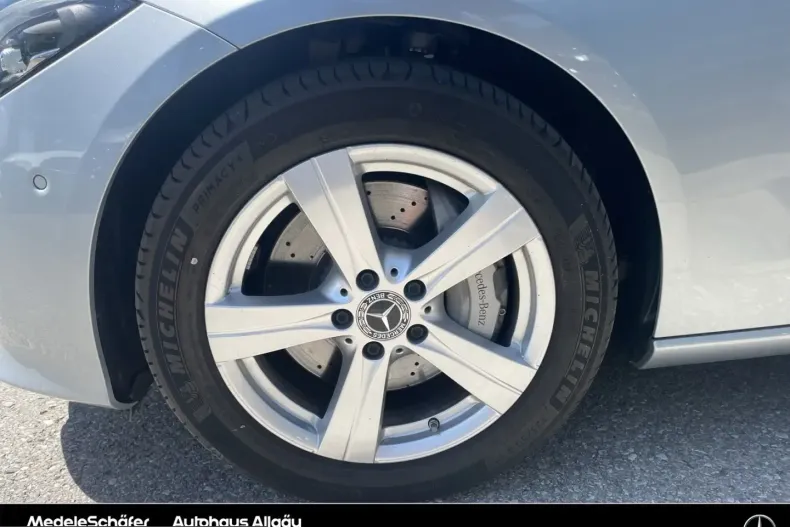 Mercedes-Benz C 300 (Clasa C) din 2023 cu 8.799 km - oferta MER229640 - foto 18