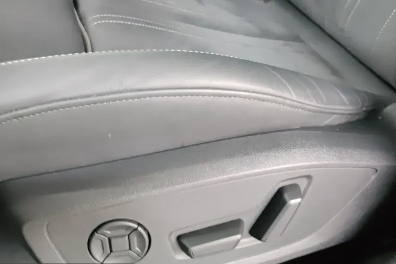 Audi A6 din 2024 cu 20.575 km - oferta AUD229646 - foto 18