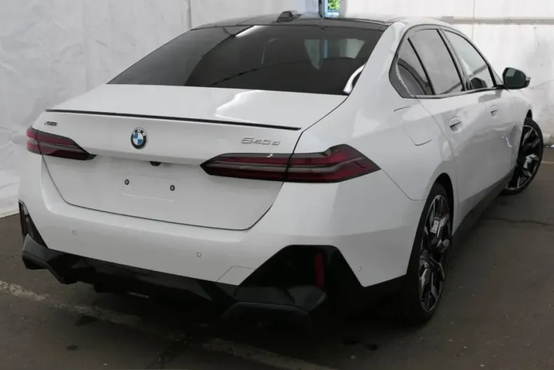 BMW 540 (Seria 5) din 2025 cu 23.968 km - oferta BMW229652 - foto 4