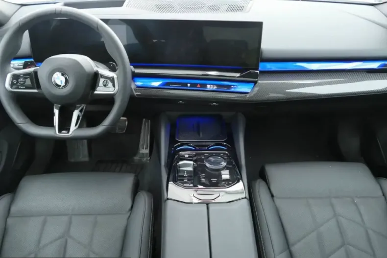 BMW 540 (Seria 5) din 2025 cu 23.968 km - oferta BMW229652 - foto 8