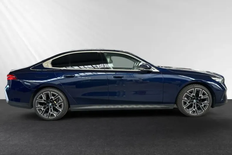BMW 520 (Seria 5) din 2025 cu 38.620 km - oferta BMW229654 - foto 2