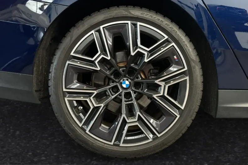 BMW 520 (Seria 5) din 2025 cu 38.620 km - oferta BMW229654 - foto 4
