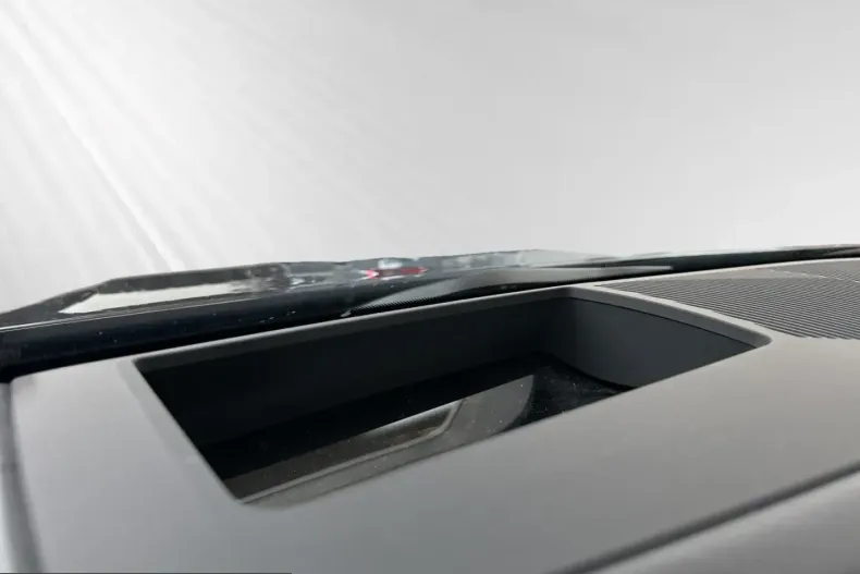 BMW 520 (Seria 5) din 2025 cu 38.620 km - oferta BMW229654 - foto 17