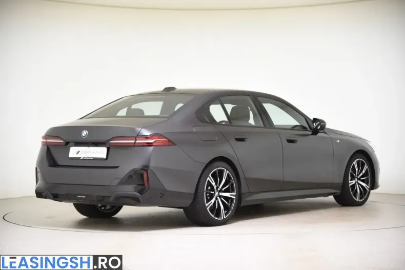BMW 540 (Seria 5) din 2025 cu 27.900 km - oferta BMW229661 - foto 4