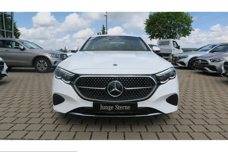 Mercedes-Benz E 300 (Clasa E) din 2025 cu 11.730 km - oferta MER229663 - foto 2