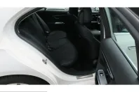 Mercedes-Benz E 300 (Clasa E) din 2025 cu 11.730 km - oferta MER229663 - foto 9