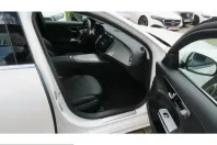 Mercedes-Benz E 300 (Clasa E) din 2025 cu 11.730 km - oferta MER229663 - foto 10