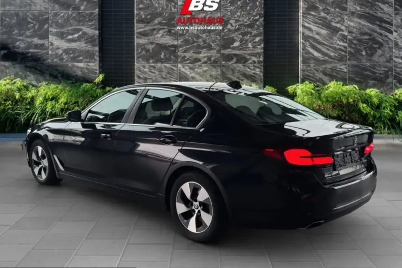 BMW 520 (Seria 5) din 2023 cu 88.900 km - oferta BMW229664 - foto 9