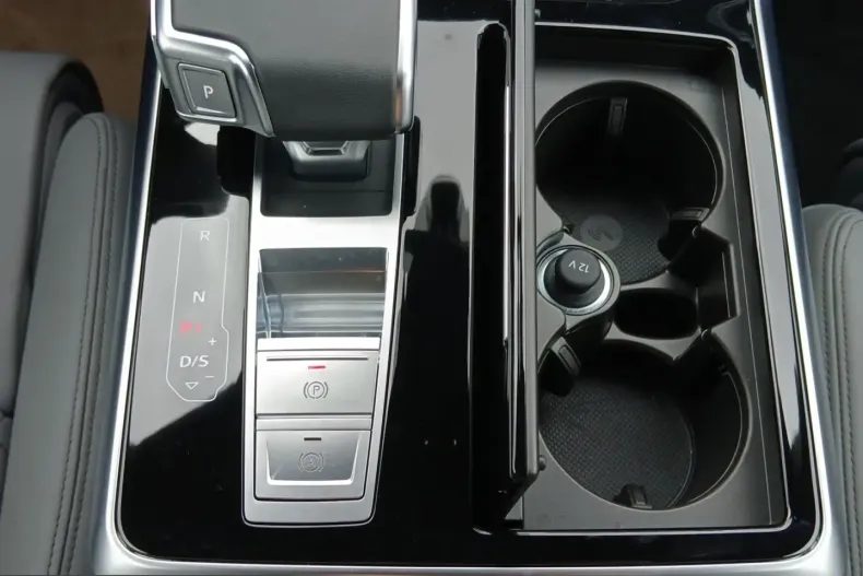 Audi Q7 din 2025 cu 26.300 km - oferta AUD229667 - foto 12