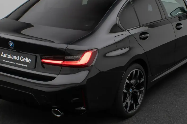 BMW 330 (Seria 3) din 2025 cu 18.910 km - oferta BMW229683 - foto 15
