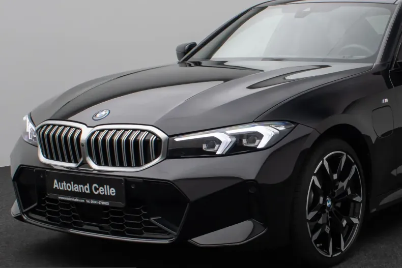 BMW 330 (Seria 3) din 2025 cu 18.910 km - oferta BMW229683 - foto 17