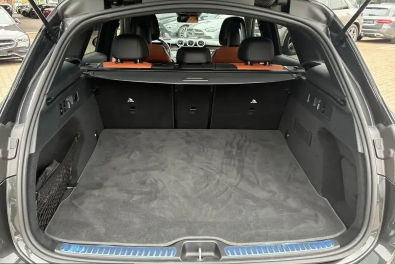Mercedes-Benz GLC 300 (Clasa GLC) din 2024 cu 22.731 km - oferta MER229695 - foto 10
