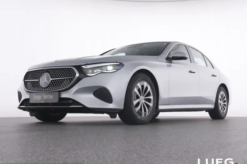 Mercedes-Benz E 220 (Clasa E) din 2025 cu 13.400 km - oferta MER229701 - foto 6
