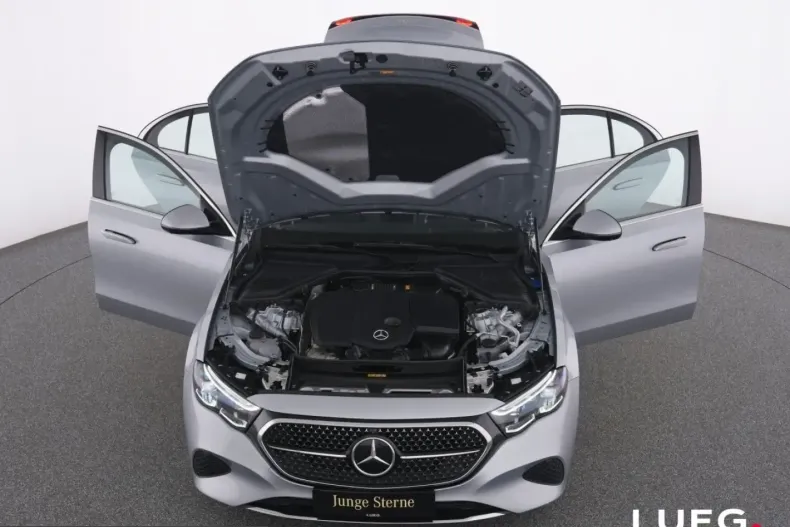 Mercedes-Benz E 220 (Clasa E) din 2025 cu 13.400 km - oferta MER229701 - foto 12