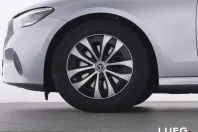 Mercedes-Benz E 220 (Clasa E) din 2025 cu 13.400 km - oferta MER229701 - foto 19