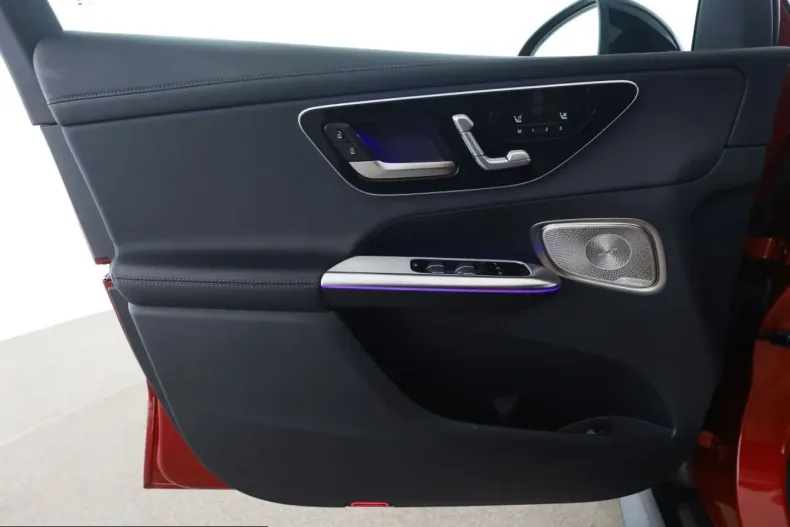 Mercedes-Benz GLC 300 (Clasa GLC) din 2023 cu 66.100 km - oferta MER229703 - foto 12