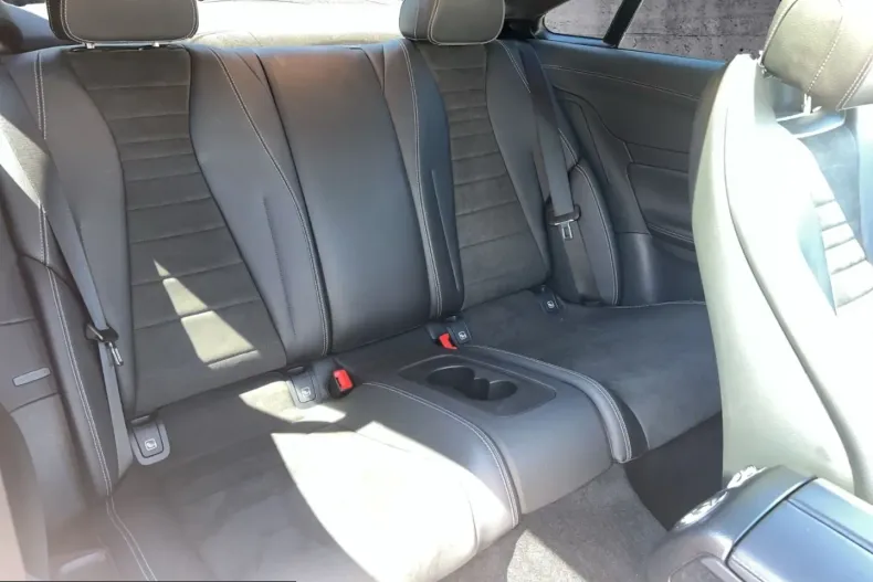 Mercedes-Benz E 450 (Clasa E) din 2023 cu 28.290 km - oferta MER229705 - foto 17