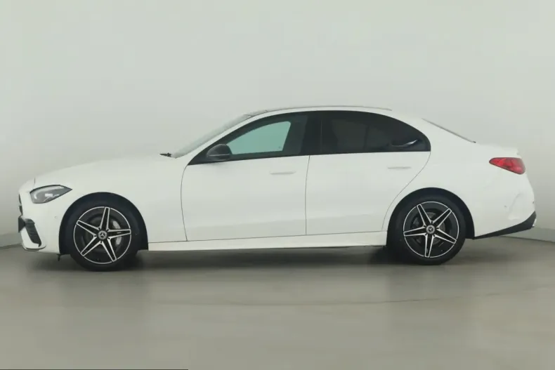 Mercedes-Benz C 180 (Clasa C) din 2025 cu 25.376 km - oferta MER229707 - foto 7
