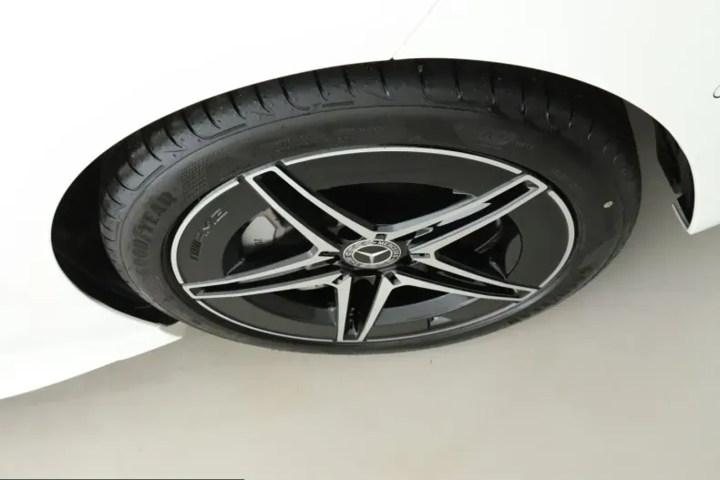 Mercedes-Benz C 180 (Clasa C) din 2025 cu 25.376 km - oferta MER229707 - foto 22