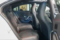 Mercedes-Benz CLA 220 (Clasa CLA) din 2025 cu 12.811 km - oferta MER229713 - foto 11