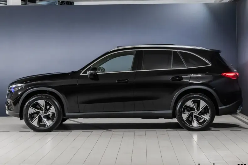 Mercedes-Benz GLC 300 (Clasa GLC) din 2024 cu 14.190 km - oferta MER229718 - foto 3