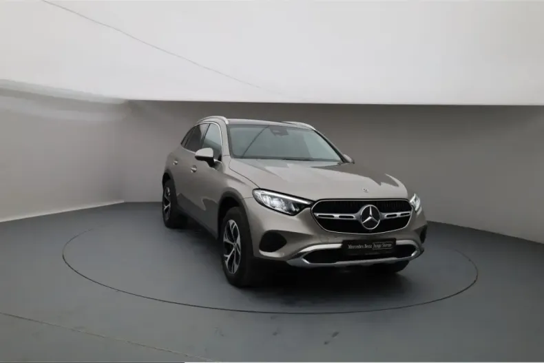 Mercedes-Benz GLC 400 (Clasa GLC) din 2023 cu 80.000 km - oferta MER229720 - foto 7