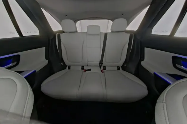 Mercedes-Benz GLC 220 (Clasa GLC) din 2024 cu 27.800 km - oferta MER229724 - foto 6