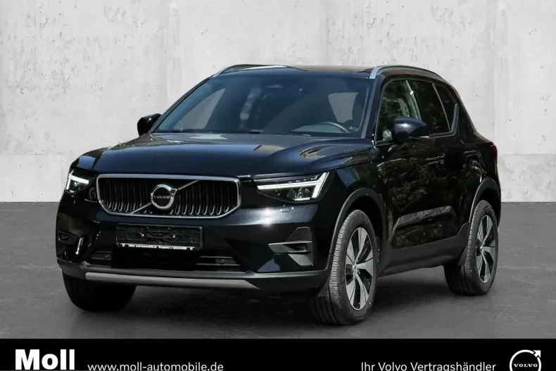 Volvo XC40 din 2023 cu 65.934 km - oferta VOL229726 - foto 1