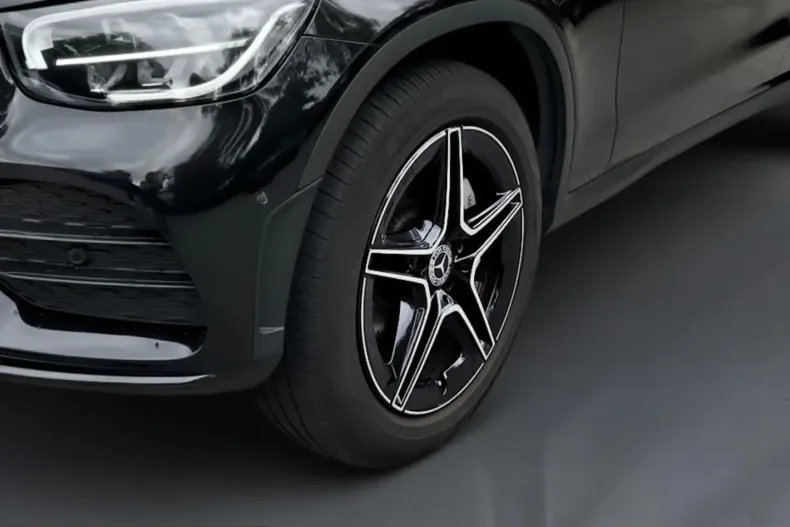 Mercedes-Benz GLC 300 (Clasa GLC) din 2021 cu 81.777 km - oferta MER229728 - foto 3