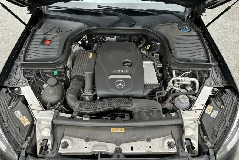 Mercedes-Benz GLC 300 (Clasa GLC) din 2021 cu 81.777 km - oferta MER229728 - foto 4