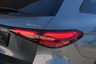 Mercedes-Benz GLC 300 (Clasa GLC) din 2023 cu 55.200 km - oferta MER229730 - foto 6