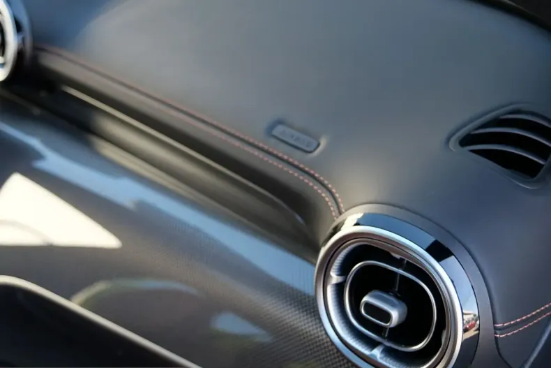 Mercedes-Benz GLC 300 (Clasa GLC) din 2023 cu 55.200 km - oferta MER229730 - foto 33